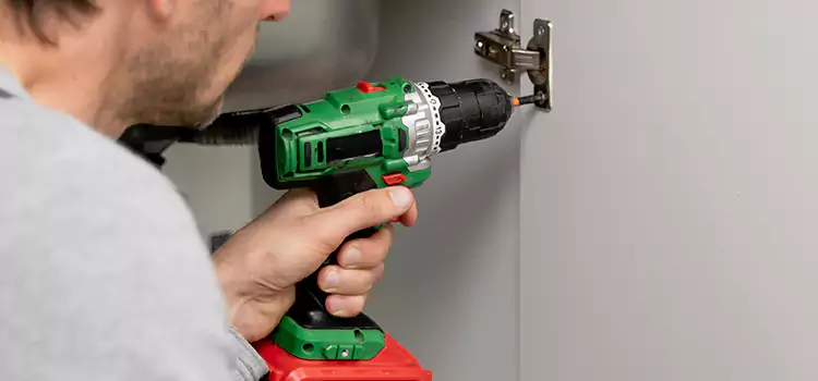 Commercial Door Hinge Repair Quincy