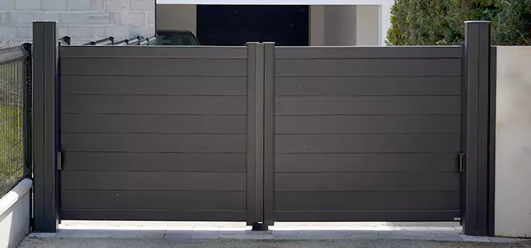 Common Residential Gate Issues We Resolve in Quincy, IL
