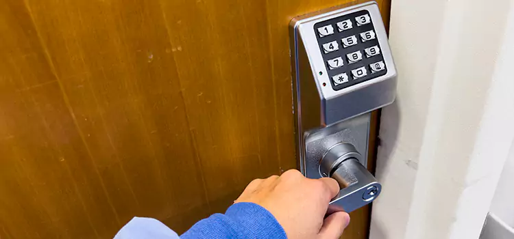 Why Choose Us for Your Keypad Lock Needs in Quincy, IL?